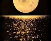 lua-refletindo-no-mar-9