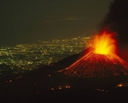 erupcao-do-monte-etna-em-2010-05