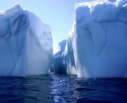 da-para-beber-agua-de-iceberg-2