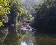 Passeio de barco (rafting) no rio Itatinga, Parque das Neblinas, Mogi das Cruzes em 16/05/2007.
Encontro "DiÃ¡logo para a Mata AtlÃ¢ntiga".