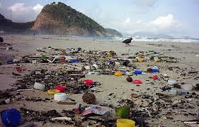 Lixo nas Praias